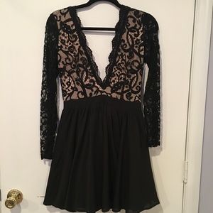 Missguided Plunging neckline lace dress/UK sz 10
